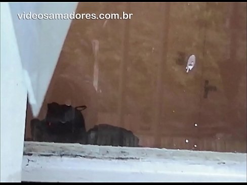 ❤️ Hombre cachondo mirando a su novia con otro chico, grabando un vídeo de follada sin molestar a la pareja ☑ Porno ruso en es.amourpassionfever.ru ❌️